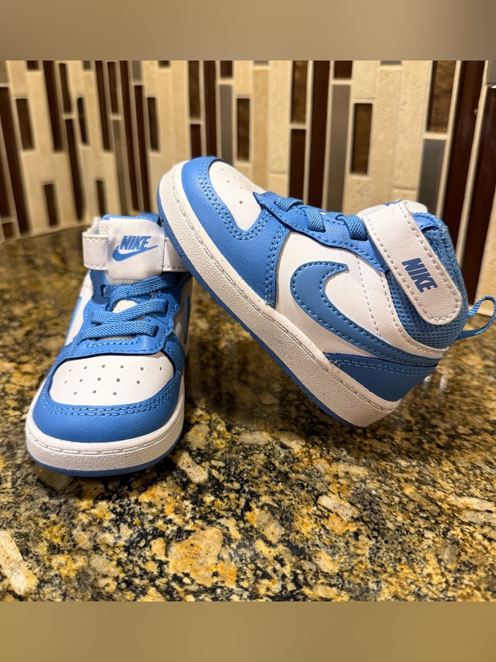 Nike Court Borough Mid 2 Toddler 5C White University Blue CD7784-123 Sneaker